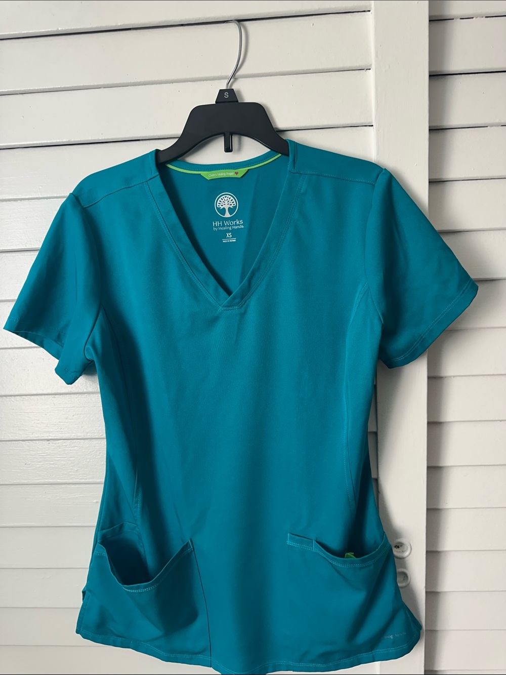 healing hands Teal V-Neck Short Sleeve Scrub Top